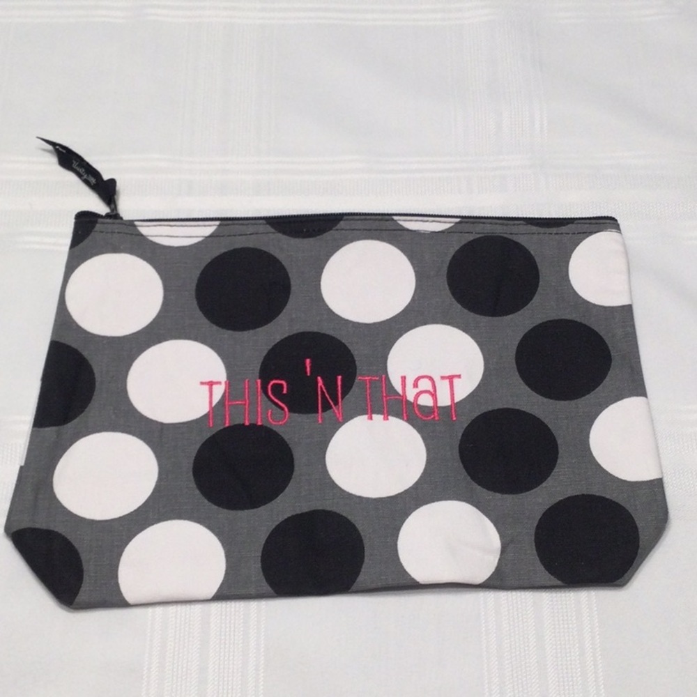 thirty-one Big Dots Embroidered Cosmetic Bag  NWOT​